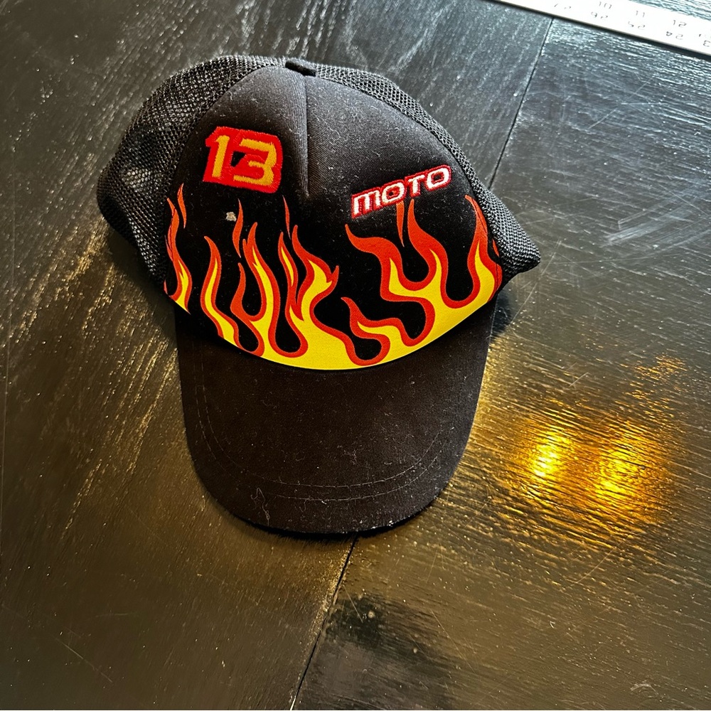 Free in Bundle Fire Hat Snapback Cap Hat Mesh Moto 13 Motor cycle Leather